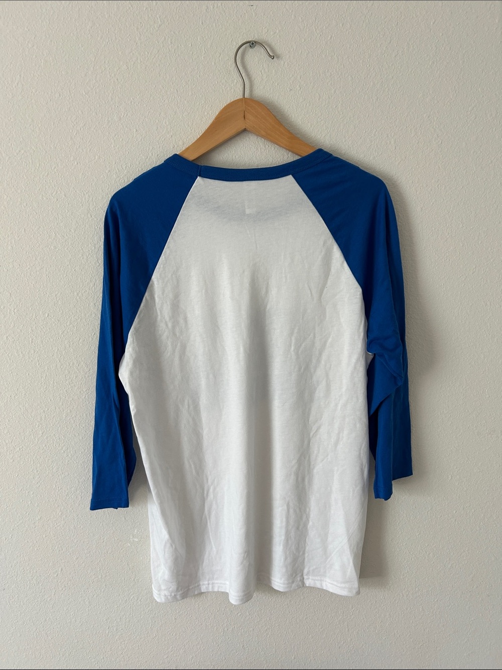 Point Break Novelty Raglan - Picture 2 of 3